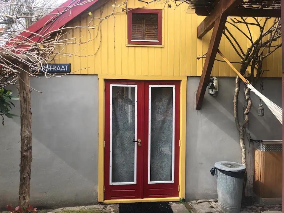 Tiny House For 2 With Private Garden Apartment Utrecht Luaran gambar